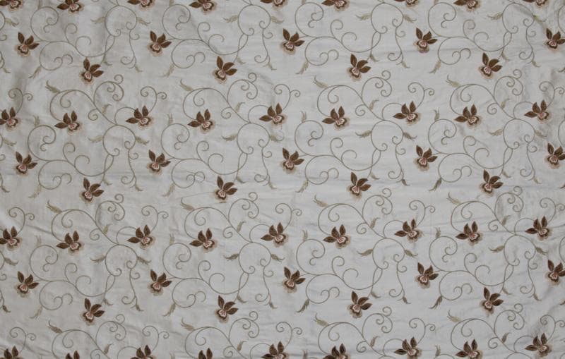 VINE & ROSES fabric in Vines And Ropes Cream - Catania Silks